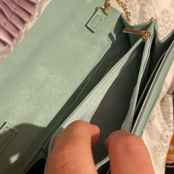 Baby Blue Shoulder Strap Bag ✨ - Picture 6 of 6